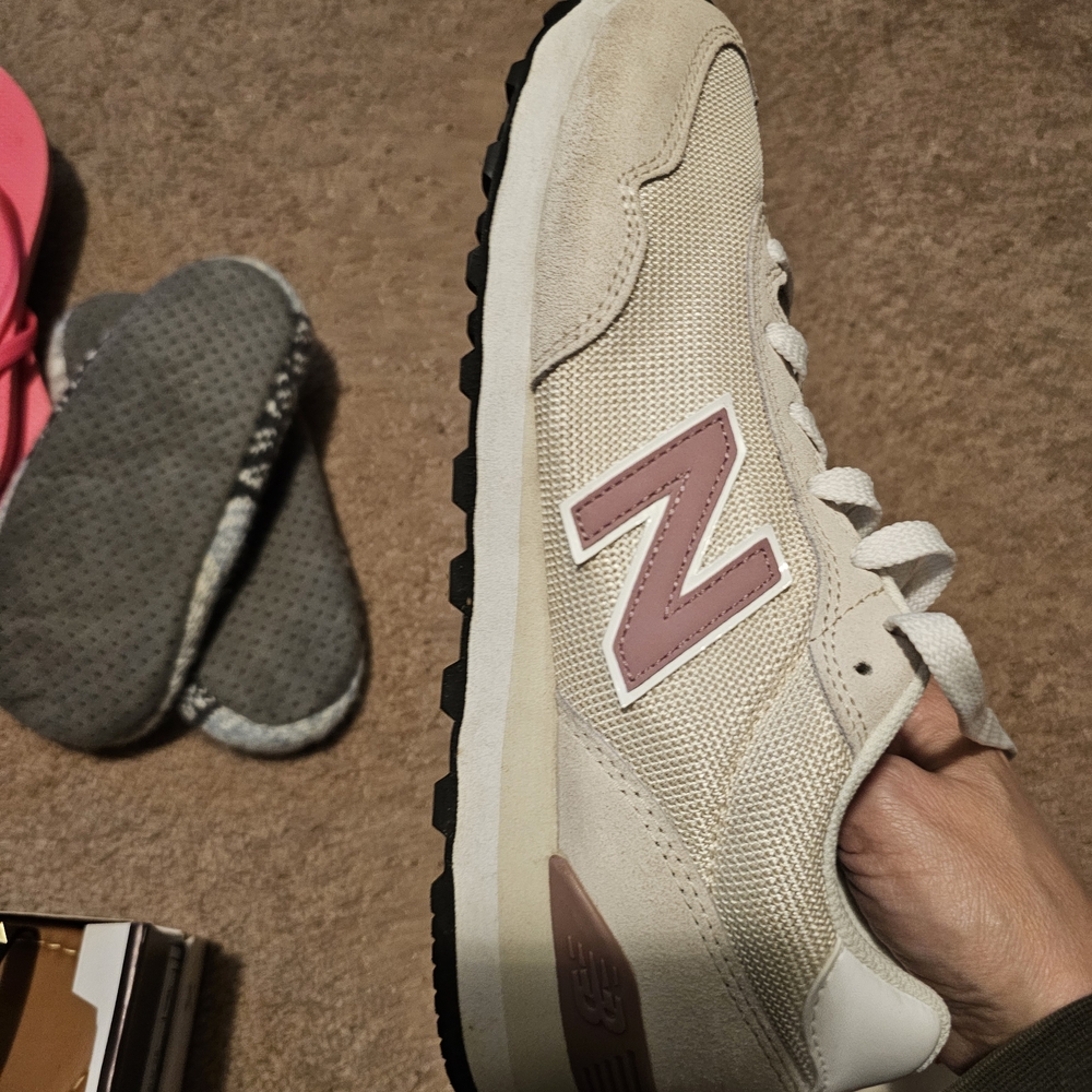 New Balance Women's Beige and Mauve Sneakers